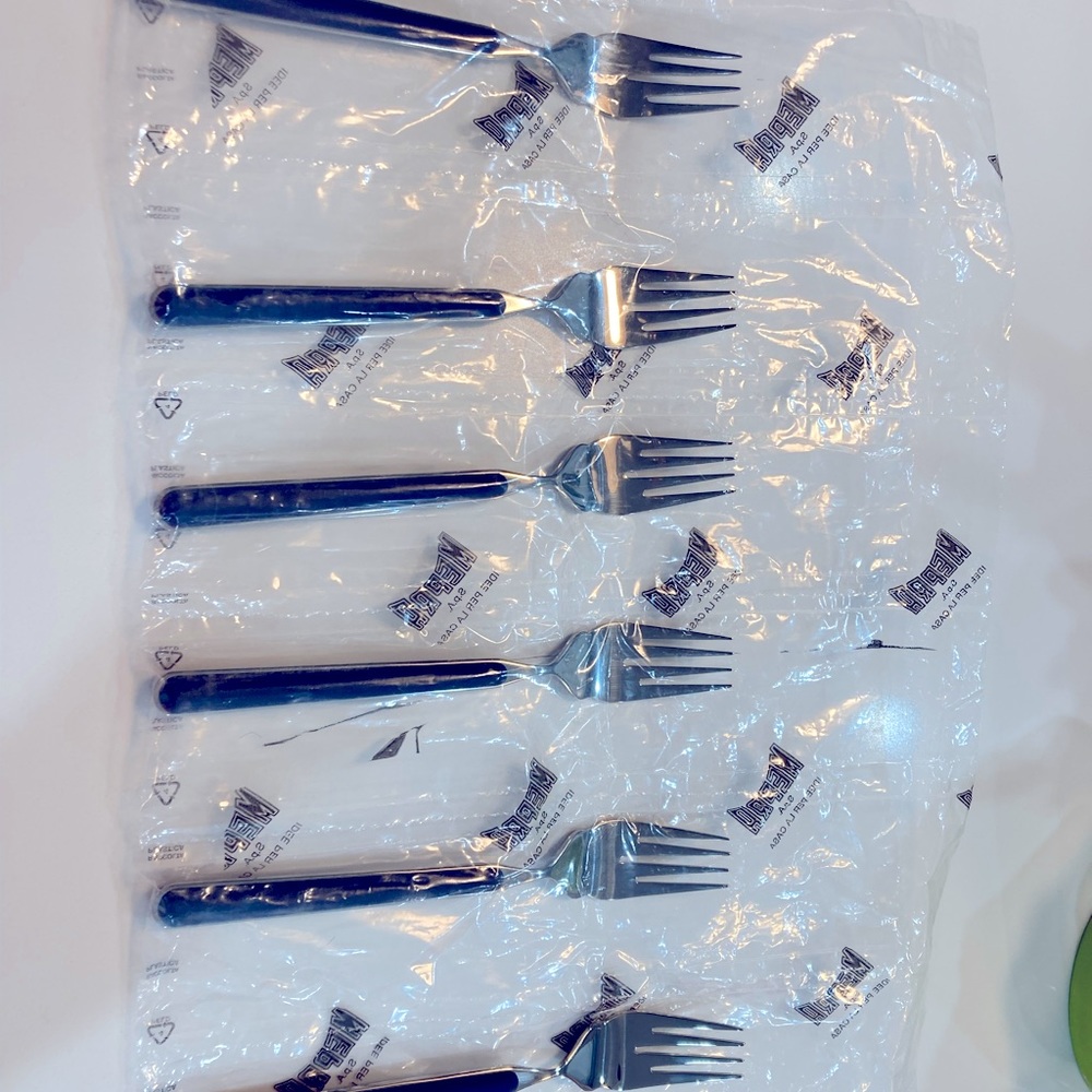Mepra Fantasia set of 6 Fish forks. Brand new, color Cobalt (dark blue)